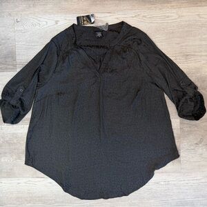Torrid Black Leopard Print Blouse 3/4 Button Tab Sleeves V-Neck Womens Size M 00